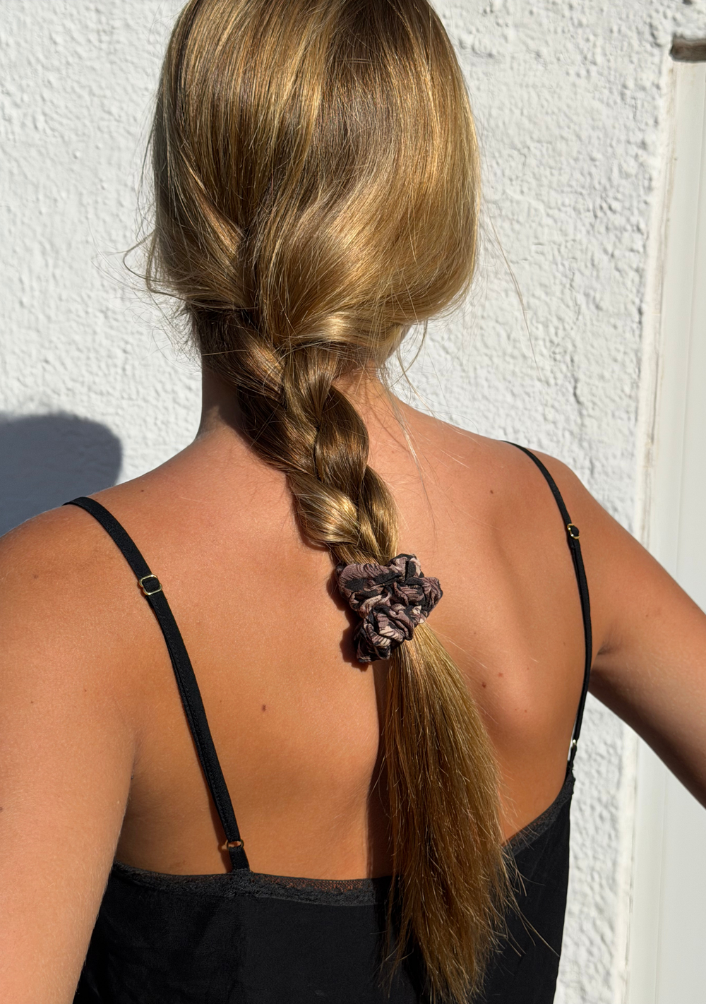 Petite Scrunchie - Wild Leopard