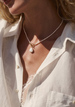 Isla Pearl Necklace