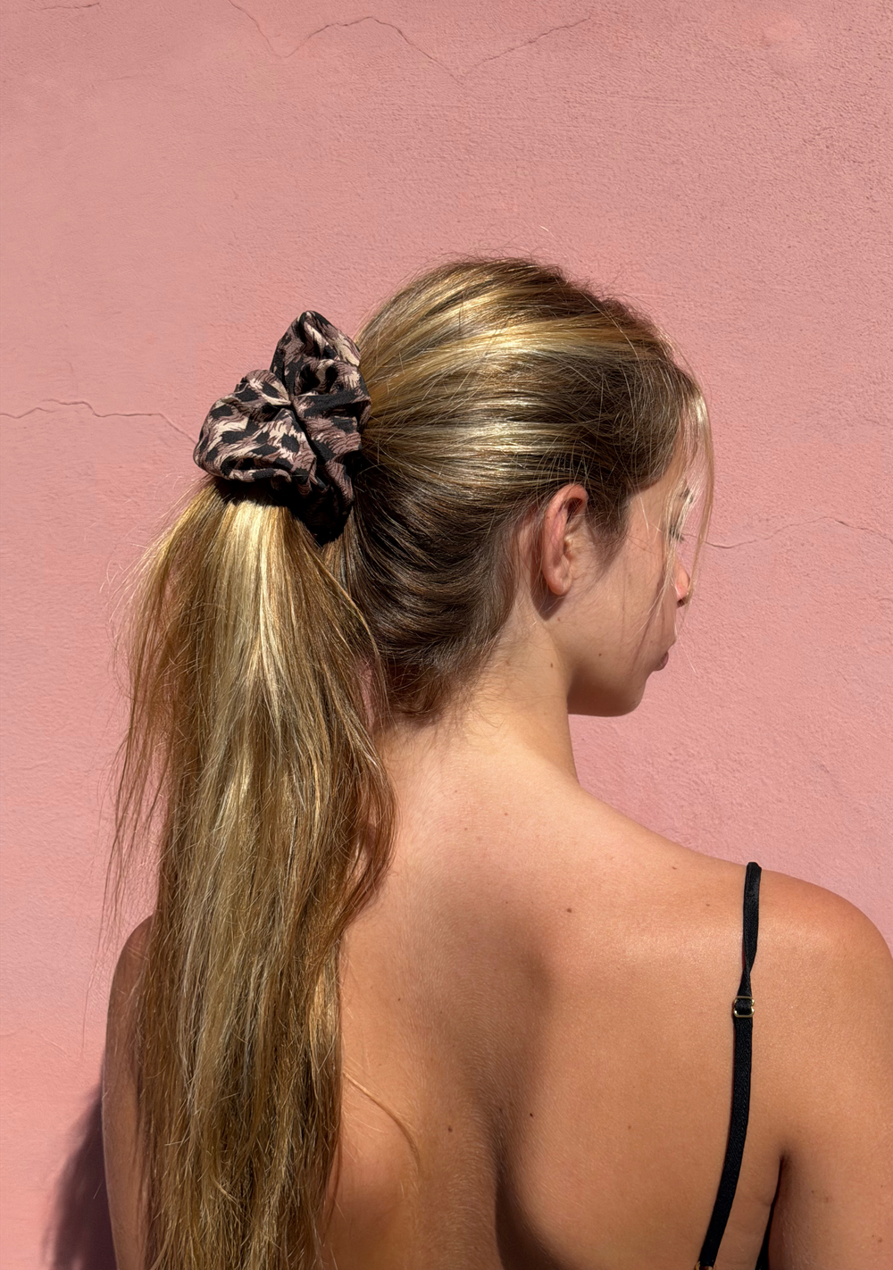 Voluminous Scrunchie - Wild Leopard