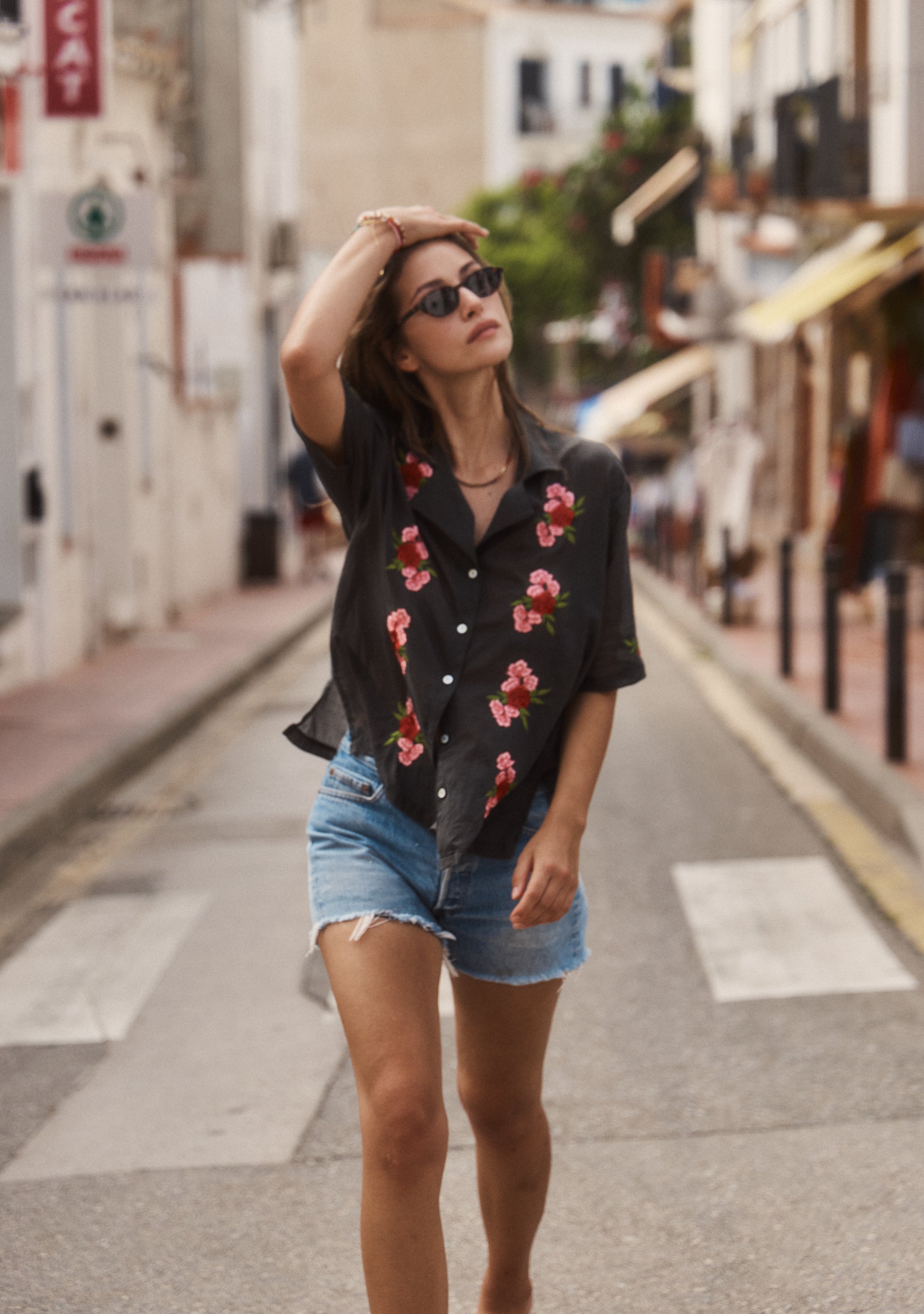 /products/embroidered-rose-shirt-2