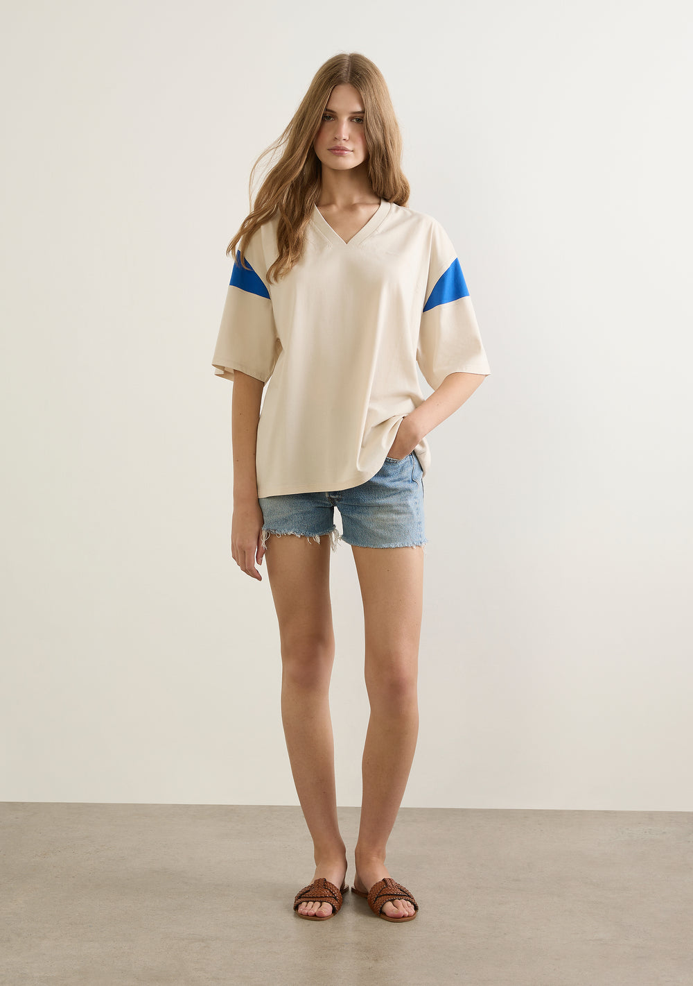 Oscar Tee