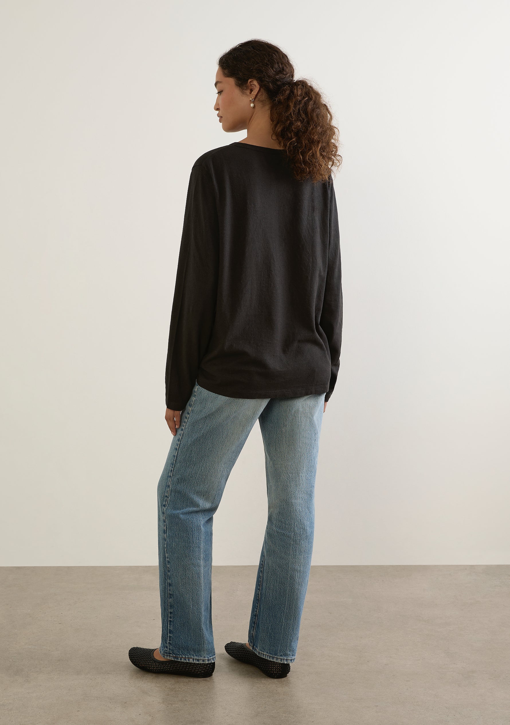 Kirby Henley Tee