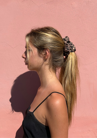 Voluminous Scrunchie - Wild Leopard